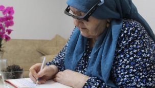 60 yaşından sonra şair olup yüzlerce şiir yazdı