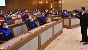 Belediye personeline protokol eğitimi