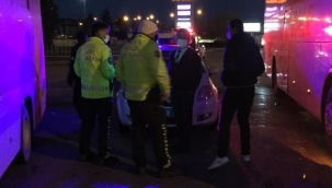 Muavin yolcuyu uyardı, neye uğradığını şaşırdı