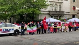 ABD'de Türk vatandaşlar sözde soykırım iddialarını protesto etti