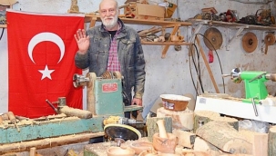 Ahşabın efendisi...Öğretmendi şimdi sanaatkar oldu