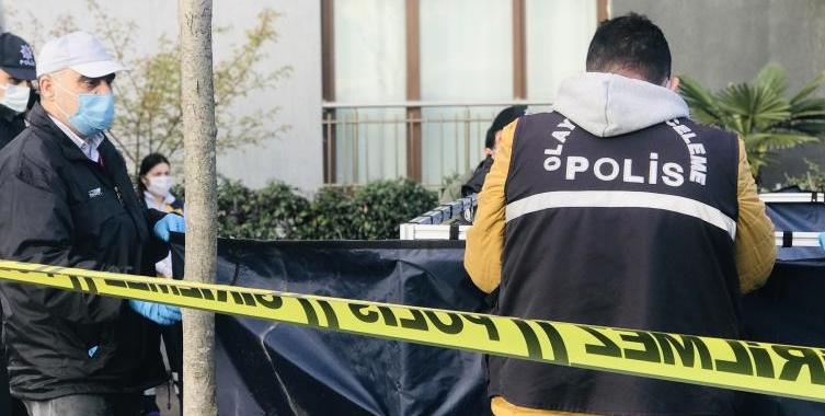 Ayrılacağı eşine kurşun yağdırdı