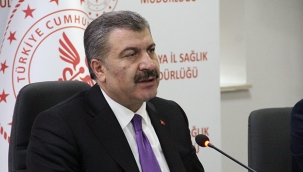 Bakan Koca: 'Yaz döneminde 18 yaş üstü herkesin aşılanması çabası içindeyiz'