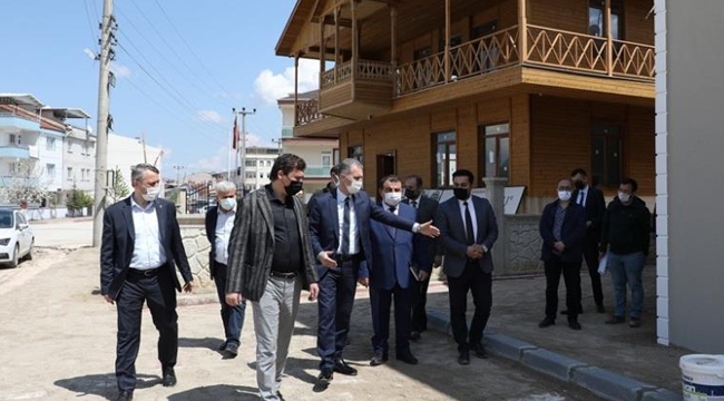Başkan Taban yeni sağlık ocağının çevresindeki düzenlemeyi inceledi