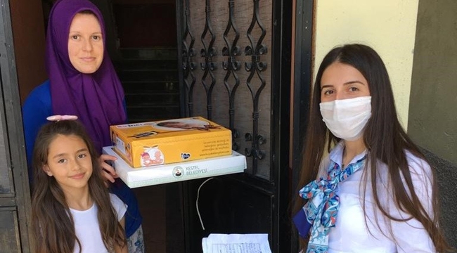 Bin 226 anneye ‘Bebek Gelişim’ seti