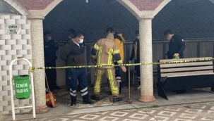 Cami tuvaletinde şüpheli ölüm