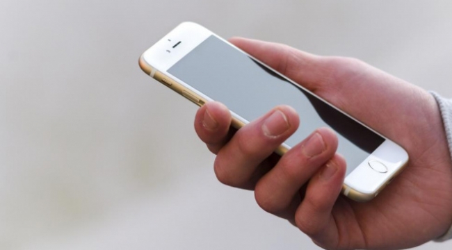 Cep telefonuna program indirdi 234 bin lirayı dolandırıcıya kaptırdı