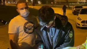 Havadan görüntülenen uygulamada gencin üzerinden uyuşturucu çıktı