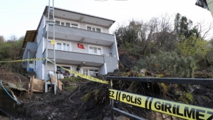 Heyelan anı saniye saniye kamerada
