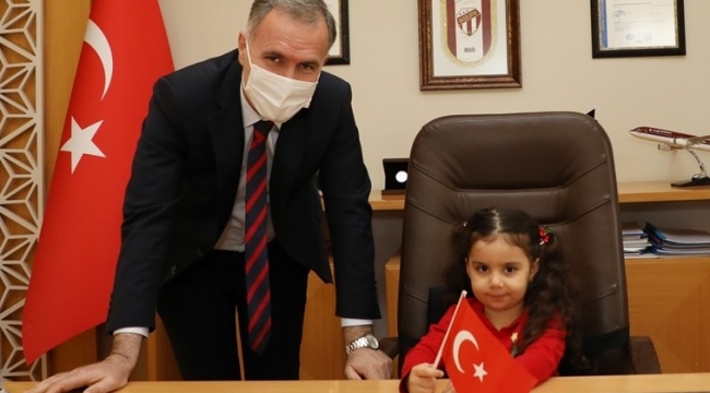 İnegöl Belediye Başkanlığı koltuğuna minikler oturdu