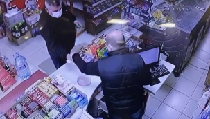 İstanbul'da yarım milyonluk vurgun yapan 'mendilci' çetesi çökertildi