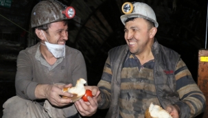 Madencilerin yerin 300 metre altında ilk sahuru!