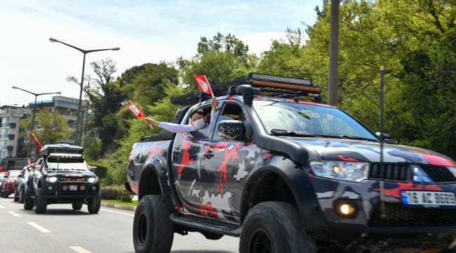 Mustafakemalpaşa'da 4x4'lük kutlama