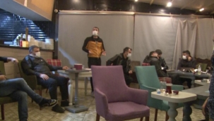Ümraniye'de nargile keyifli okey partisi baskınında polise