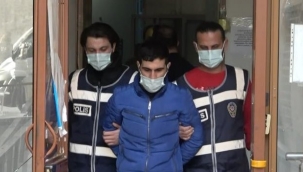 Yakalanınca kız arkadaşını bırakıp kaçtı