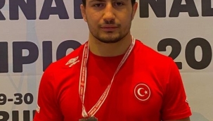 Büyükşehir Belediyespor madalyaya doymuyor