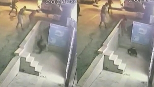 Esenyurt'ta bıçaklı kavga kamerada