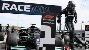 F1 Portekiz Grand Prix'si Lewis Hamilton'un