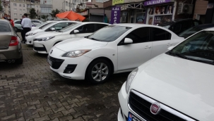 İkinci elde otomobiller elde kaldı