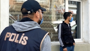 Karantina firarisi markete giderken yakalandı, polislere 'Artık ekmek de yemeyeceğim' dedi