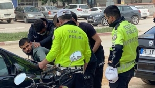 Kısıtlamada 'dur' ihtarına uymadı, polisin üzerine sürünce böyle etkisiz hale getirildi
