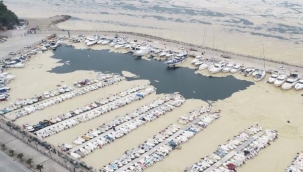 Marmara denizini saran deniz salyaları uydudan bile görüldü