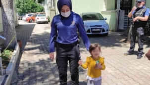 Sokakta kaybolan 4 yaşındaki Elif ailesine teslim edildi