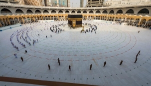 Suudi Arabistan bu sene de ülke dışından gelenlere hac ibadetini yasaklamayı düşünüyor
