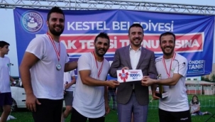Bursa’nın ilk ayak tenisi turnuvası Kestel’de gerçekleşti