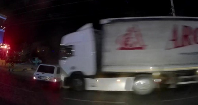 Feci kaza araç kamerasında