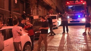 İki bina arasında feci ölüm