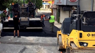 Reyhan Caddesi sıcak asfaltla yenilendi
