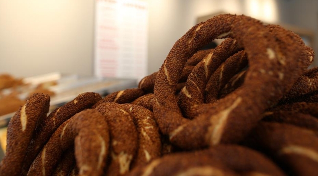 Simit zamlandı