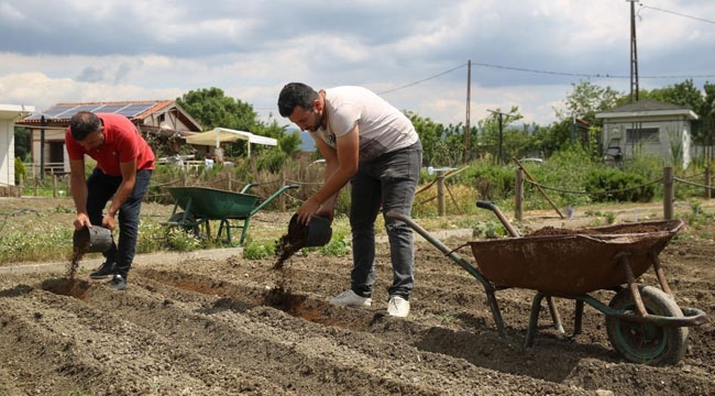 Yemek atıkları gübreye dönüşüyor