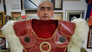 Yüzlerce yıllık savaşçı zırhı yapıp dünyaya satıyor