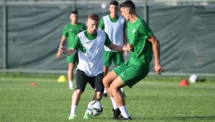 Bursaspor, Afyon’daki ilk antrenmanını gerçekleştirdi