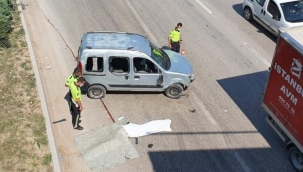 Devrilen aracının altında can verdi