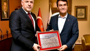 Dündar'a kardeş ziyareti