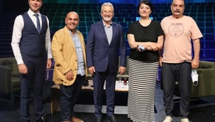 Eski bayramların özlenen anıları bu programda