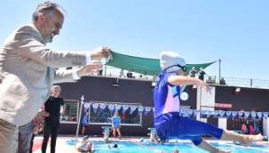 Havuzlar spor okuluyla şenlendi