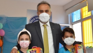 Küçük yazarlara sürpriz ziyaret