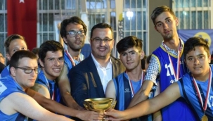 Mustafakemalpaşa'ya yeni spor yatırımları müjdesi