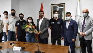 Teknoloji takımından Başkan Dündar’a ziyaret