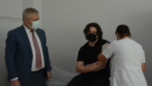 15 yaş üstü aşılamalar Bursa'da başladı