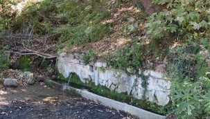 2 bin yıllık lahitten 150 yıldır su akıyor