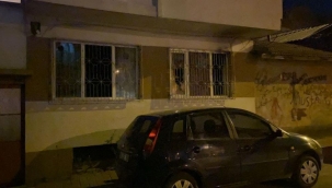 Alevlerin arasında kalan kişi, hayatını kaybetti
