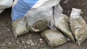 Çöpten 28 kilogram uyuşturucu çıktı