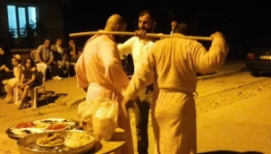 Damada boyunduruk takıp araç çektirdiler