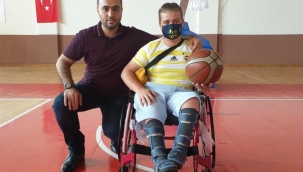 Engelli gencin basketbol hayâli gerçek oldu