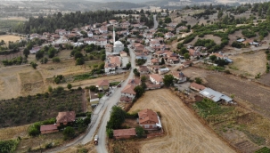 Evlerini taştan yapıp ömürlerine ömür katıyorlar